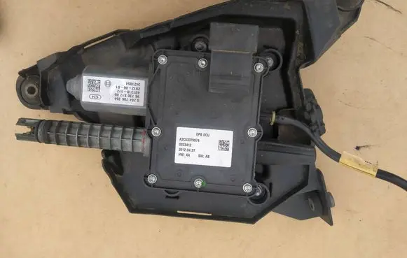 Citroen C4 I Picasso Hand parking brake switch 0204280095
