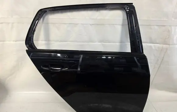 Volkswagen Golf VII Rear door 5G4833312
