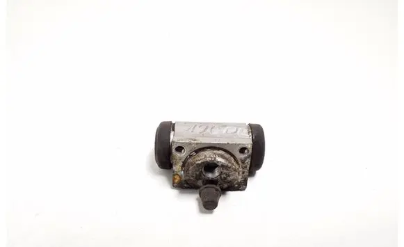 Toyota Yaris Rear brake cylinder 47550-09101