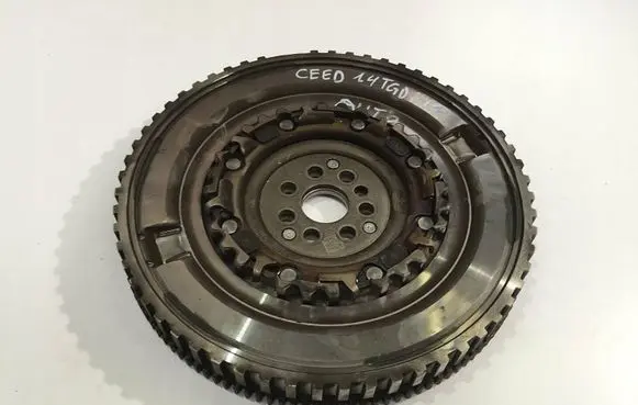 KIA Ceed Dual mass flywheel 2320003950