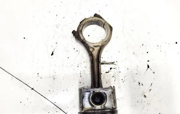 Audi A6 S6 C5 4B Piston with connecting rod