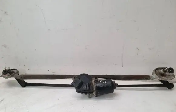 Chrysler 300 - 300C Front wiper linkage and motor 04805711AA AX1290108030