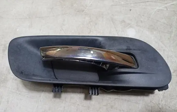 Chrysler Town u0026 Country V Rear door interior handle 68066552AA