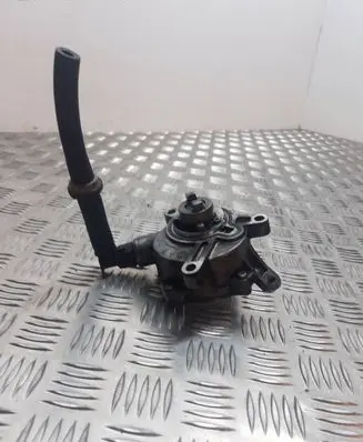 Volvo XC90 Vacuum pump 30731825 07W1792