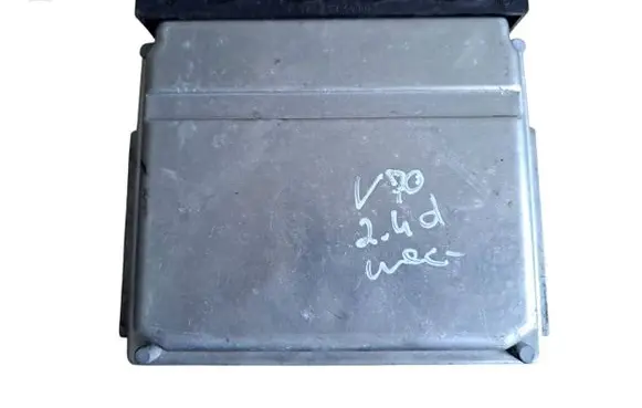 Volvo V70 Engine control unit/module 30646978A