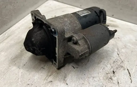 Opel Insignia A Starter motor 55352882