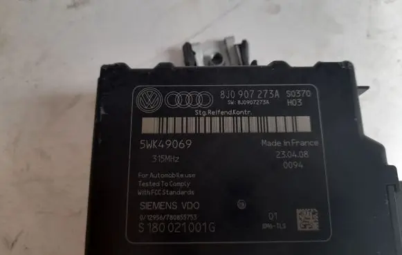 Audi TT TTS Mk2 Tire pressure control unit 8J0907273A