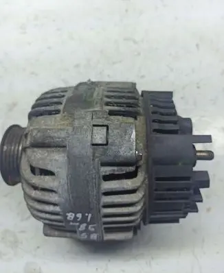Volkswagen PASSAT B5 Generator/alternator