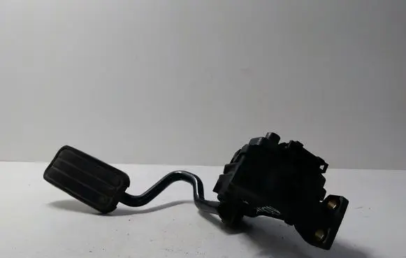 Volkswagen Sharan Accelerator throttle pedal 7M4721603B YM219F836GA