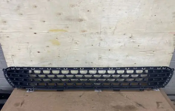 Hyundai Santa Fe Front bumper lower grill 8653191500