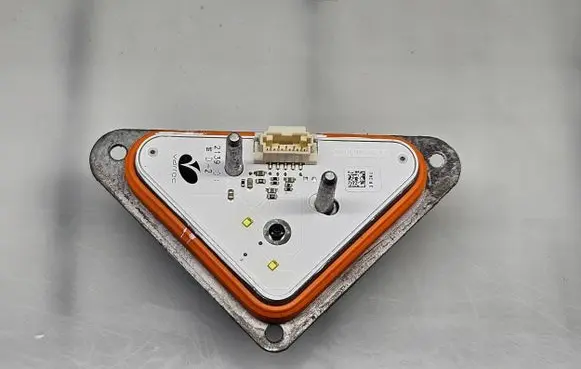 Renault Master III LED ballast control module 00210657