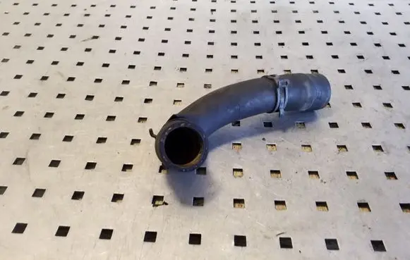 Volkswagen PASSAT CC Engine coolant pipe/hose