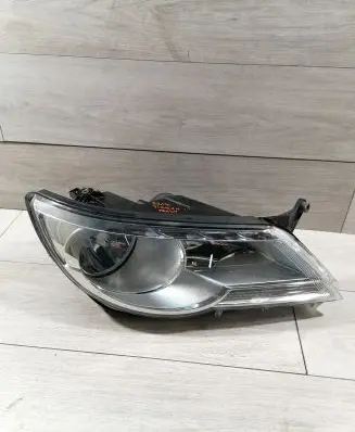 Volkswagen Tiguan Headlight/headlamp 5N1941032AB