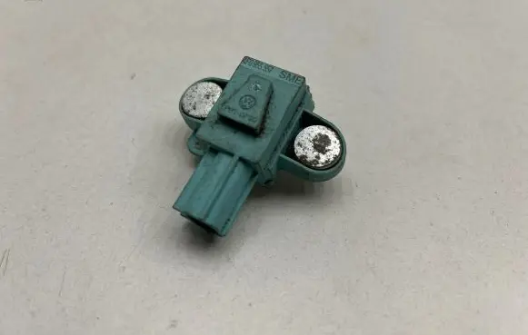 Audi A6 S6 C6 4F Airbag deployment crash/impact sensor 4F0955557