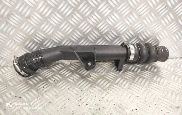 Peugeot 208 Intercooler hose/pipe 9831710780 Z12002897