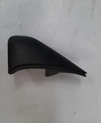 Volkswagen Transporter - Caravelle T5 Fender end trim 7H0857537