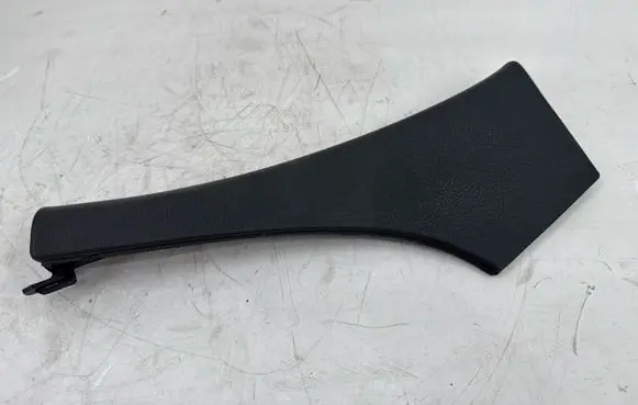 Mercedes-Benz E W211 Centre console side trim front 039711322