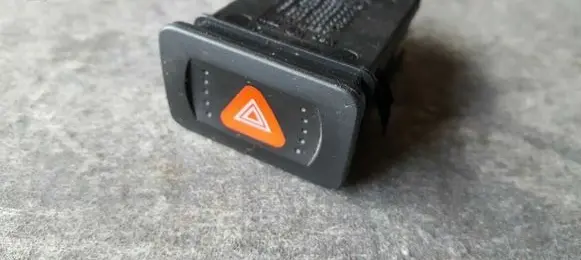 Volkswagen Golf IV Hazard light switch 1J0953235A