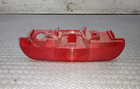 Mazda 2 Third/center stoplight