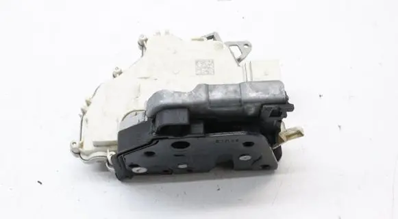 Audi Q7 4M Rear door lock 4G0839016C