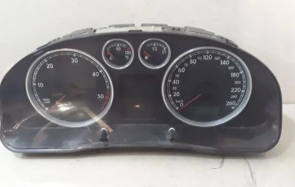 Volkswagen PASSAT B5.5 Speedometer (instrument cluster) 3B0920809C