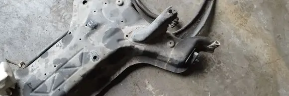 Peugeot 3008 I Front subframe