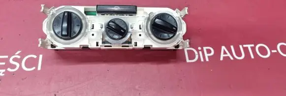 Skoda Fabia Mk1 (6Y) Climate control unit 690819045B
