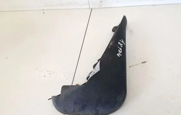 Ford Mondeo Mk III Front mudguard 1s7j22200aa