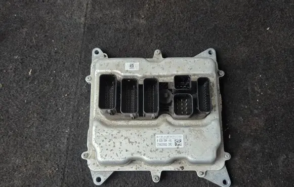 BMW 3 F30 F35 F31 Engine control unit/module ECU 8639594 170629963