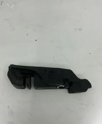 Audi A1 Other engine bay part 8X0823722