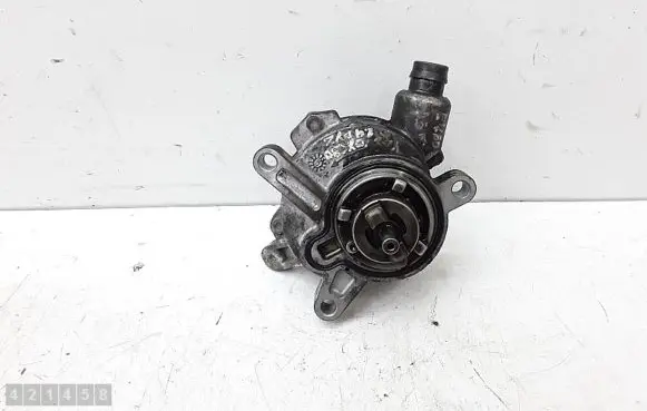 Volvo XC90 Vacuum pump 30677904