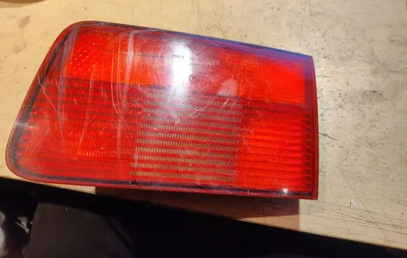 BMW 5 E39 Tailgate rear/tail lights 8361674