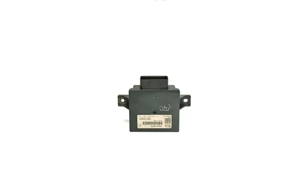Mazda CX-5 Voltage converter/converter module PE0318572 8ES01087100 0312311056