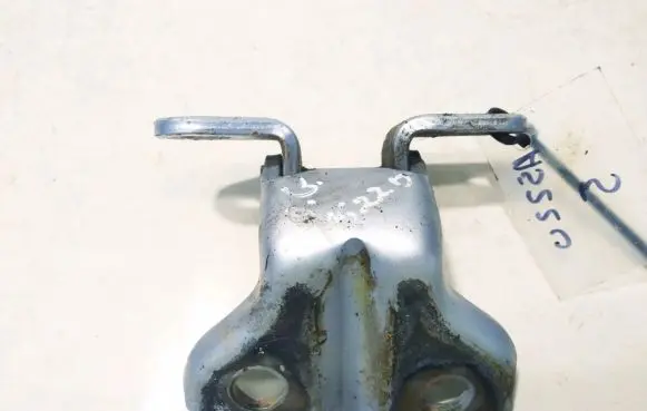 SsangYong Rexton Rear door lower hinge