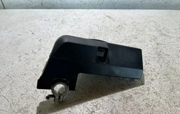 Audi A4 S4 B8 8K Positive cable (battery) 4F0915519