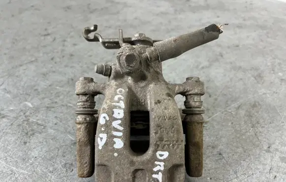 Skoda Octavia Mk3 (5E) Rear brake caliper