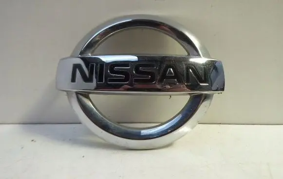Nissan Qashqai Manufacturers badge/model letters 90890JD000