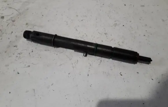 Audi A6 S6 C5 4B Fuel injector 059130201