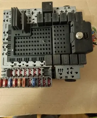 Volvo S80 Fuse module 182997080 9401802 9273501