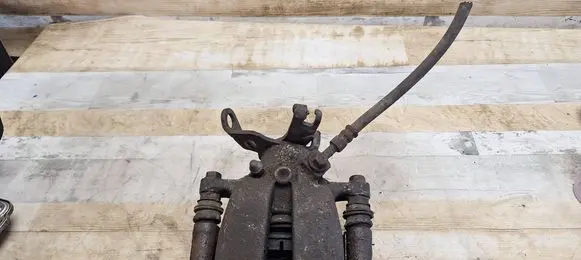 Rear brake caliper