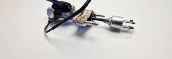 Toyota RAV 4 (XA20) Clutch master cylinder 