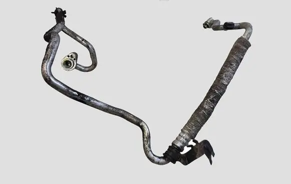 Cadillac CTS Air conditioning (A/C) pipe/hose