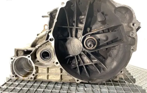 Honda CR-V Manual 5 speed gearbox MBE9