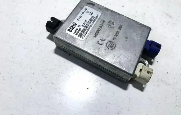 BMW 3 E90 E91 Antenna control unit 14404710 912373902