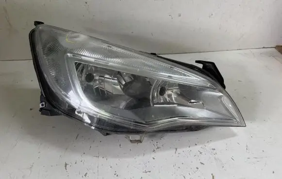Opel Astra J Headlight/headlamp