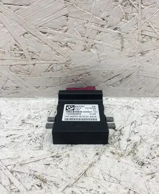 BMW 3 E90 E91 Fuel injection pump control unit/module 7276046
