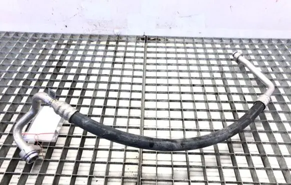 Air conditioning (A/C) pipe/hose
