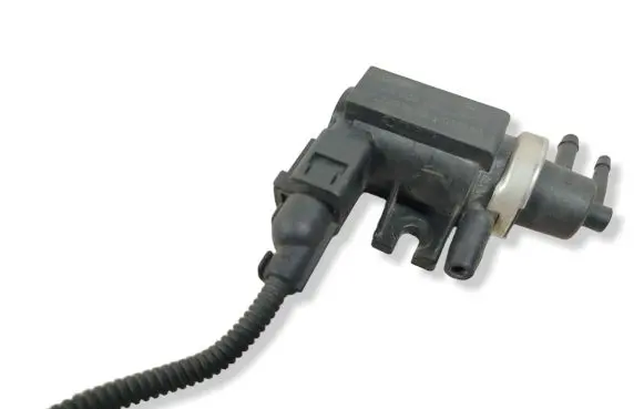 Volkswagen Sharan Turbo solenoid valve 1J0906627 72290320 01T199