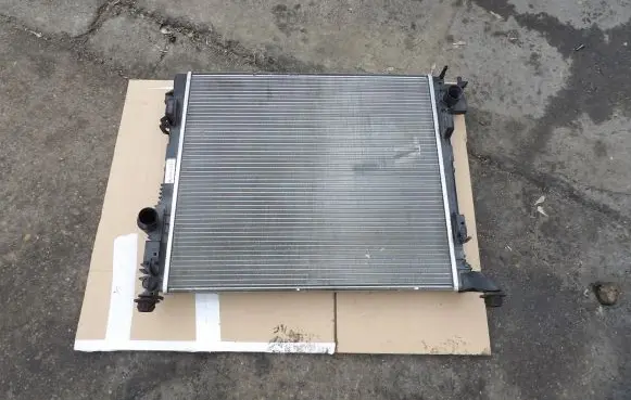 Nissan Qashqai Coolant radiator 214104EA0A