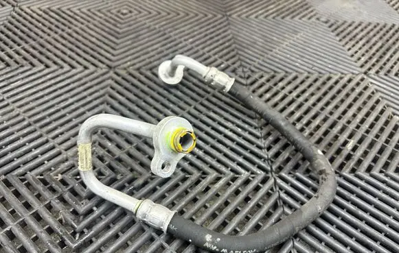 Volvo XC90 Air conditioning (A/C) pipe/hose 31369331